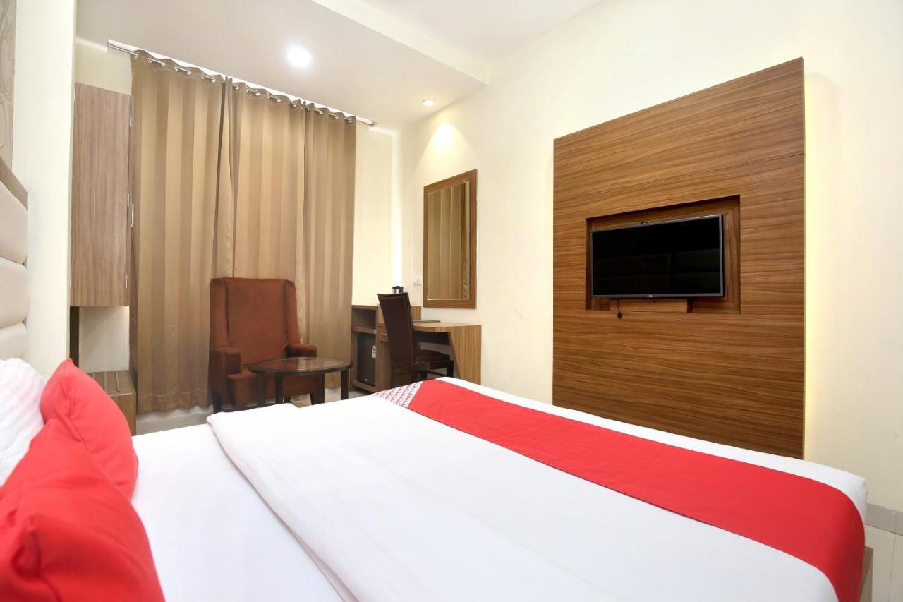Capital O 8510 Welcome Inn Amritsar Luaran gambar