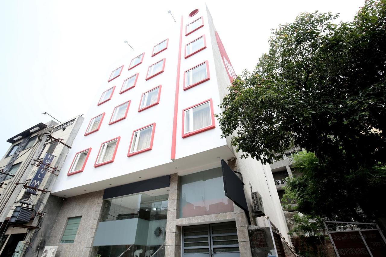 Capital O 8510 Welcome Inn Amritsar Luaran gambar