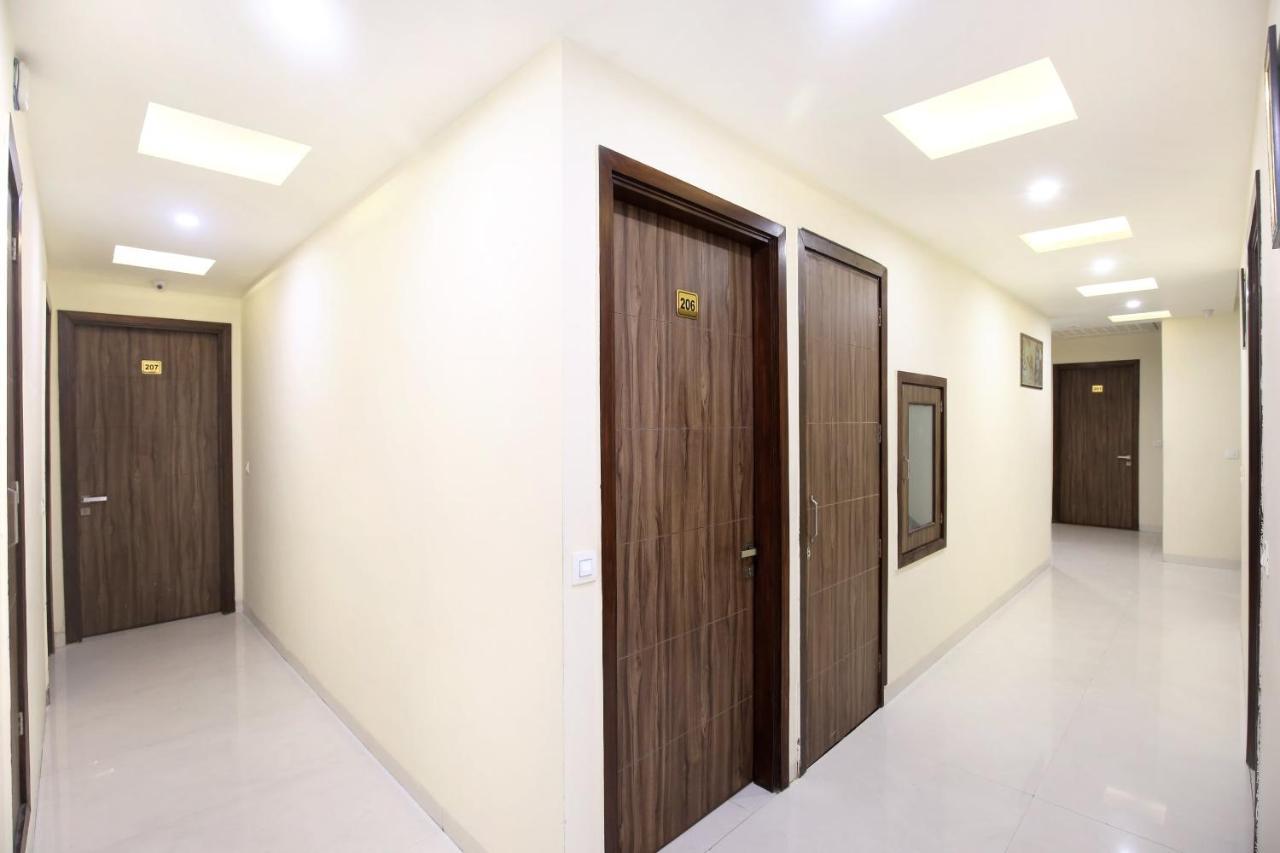 Capital O 8510 Welcome Inn Amritsar Luaran gambar