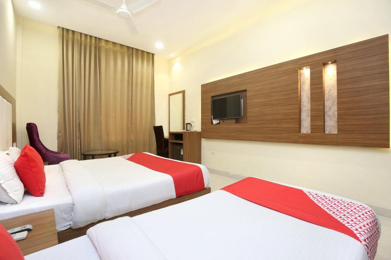 Capital O 8510 Welcome Inn Amritsar Luaran gambar