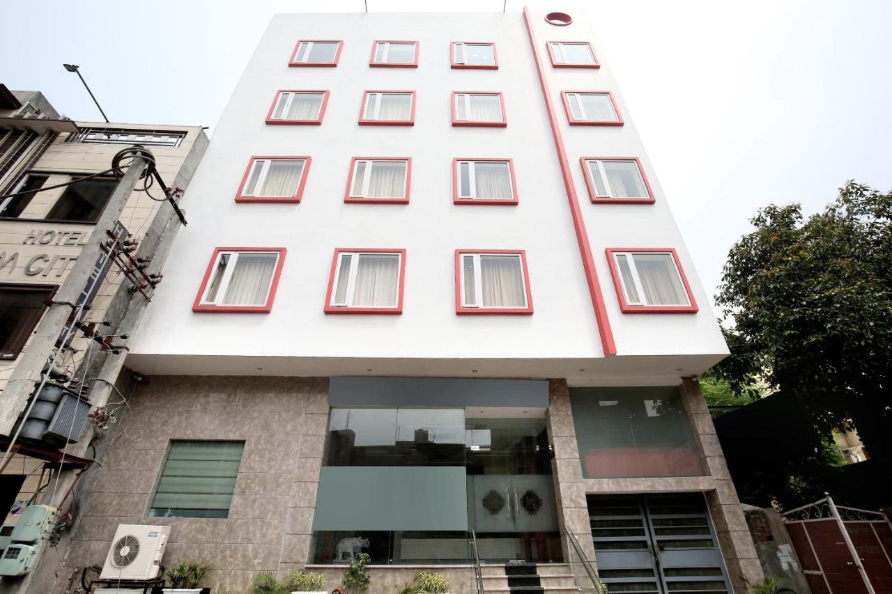 Capital O 8510 Welcome Inn Amritsar Luaran gambar