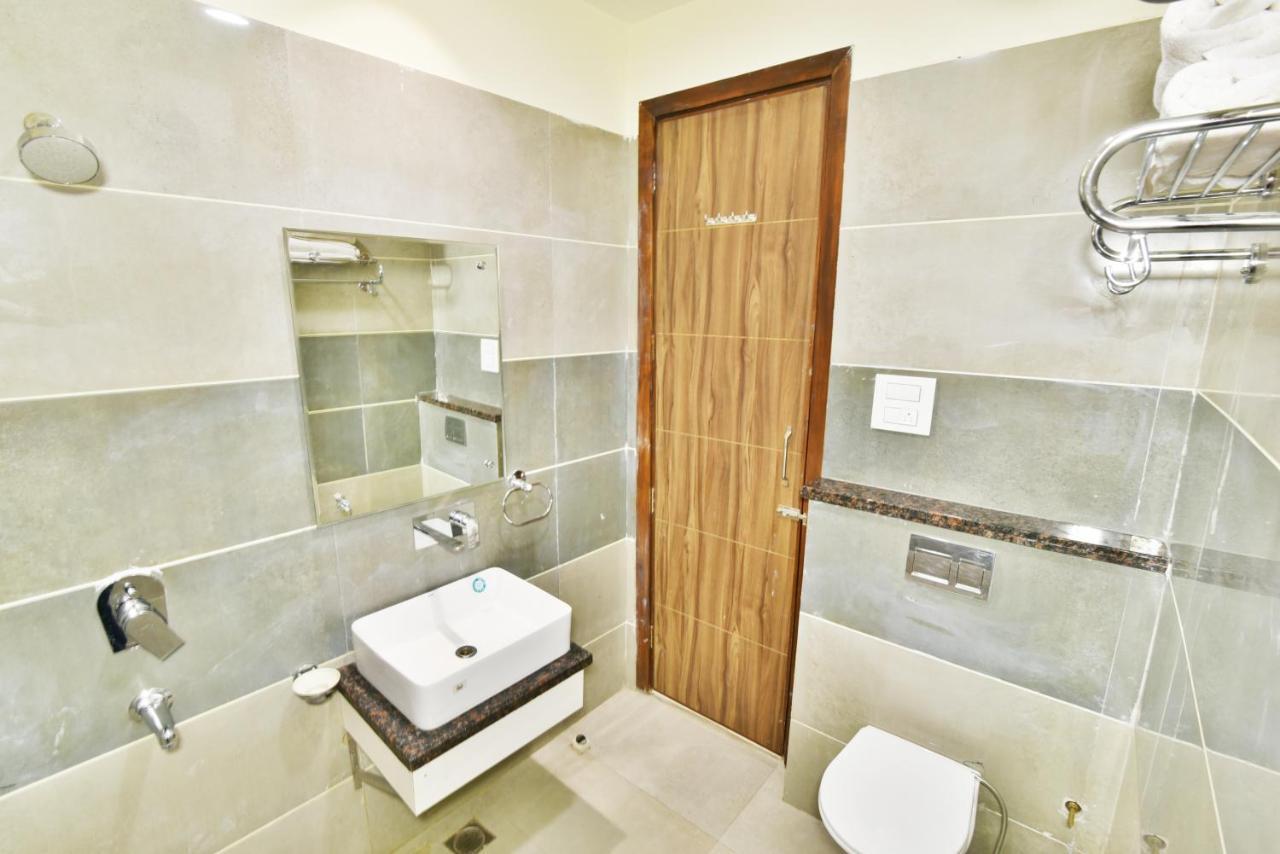 Capital O 8510 Welcome Inn Amritsar Luaran gambar