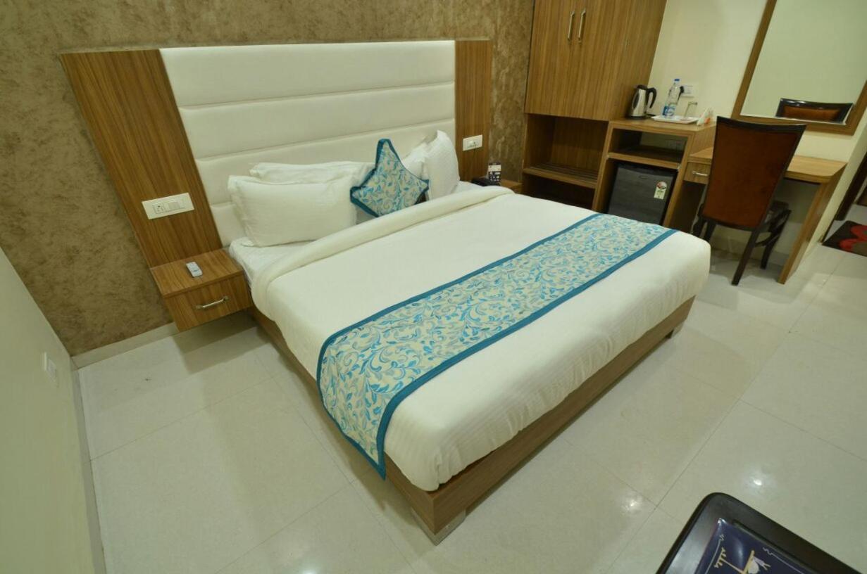 Capital O 8510 Welcome Inn Amritsar Luaran gambar